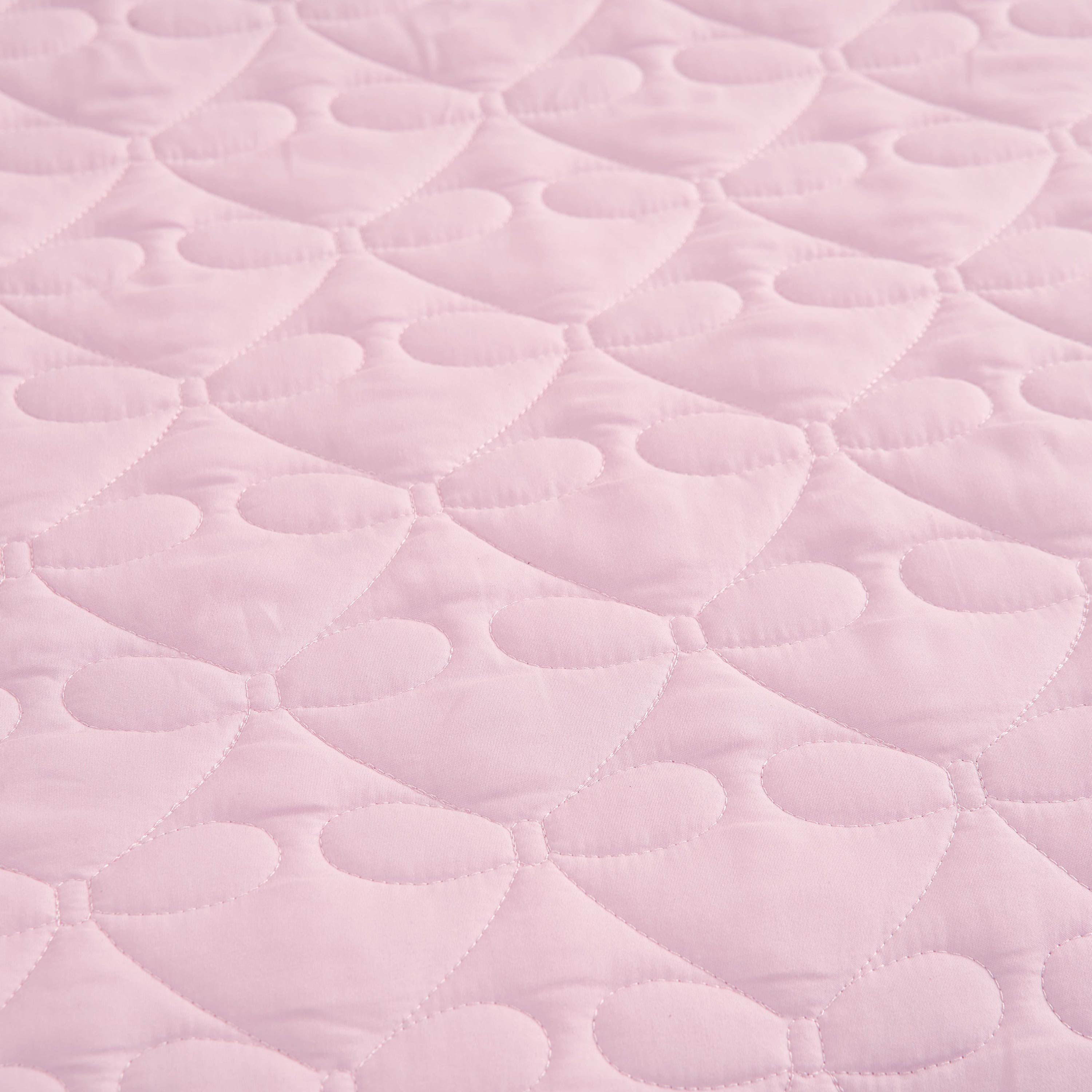 Luxe Bow Reversible Quilt Set - Image 5
