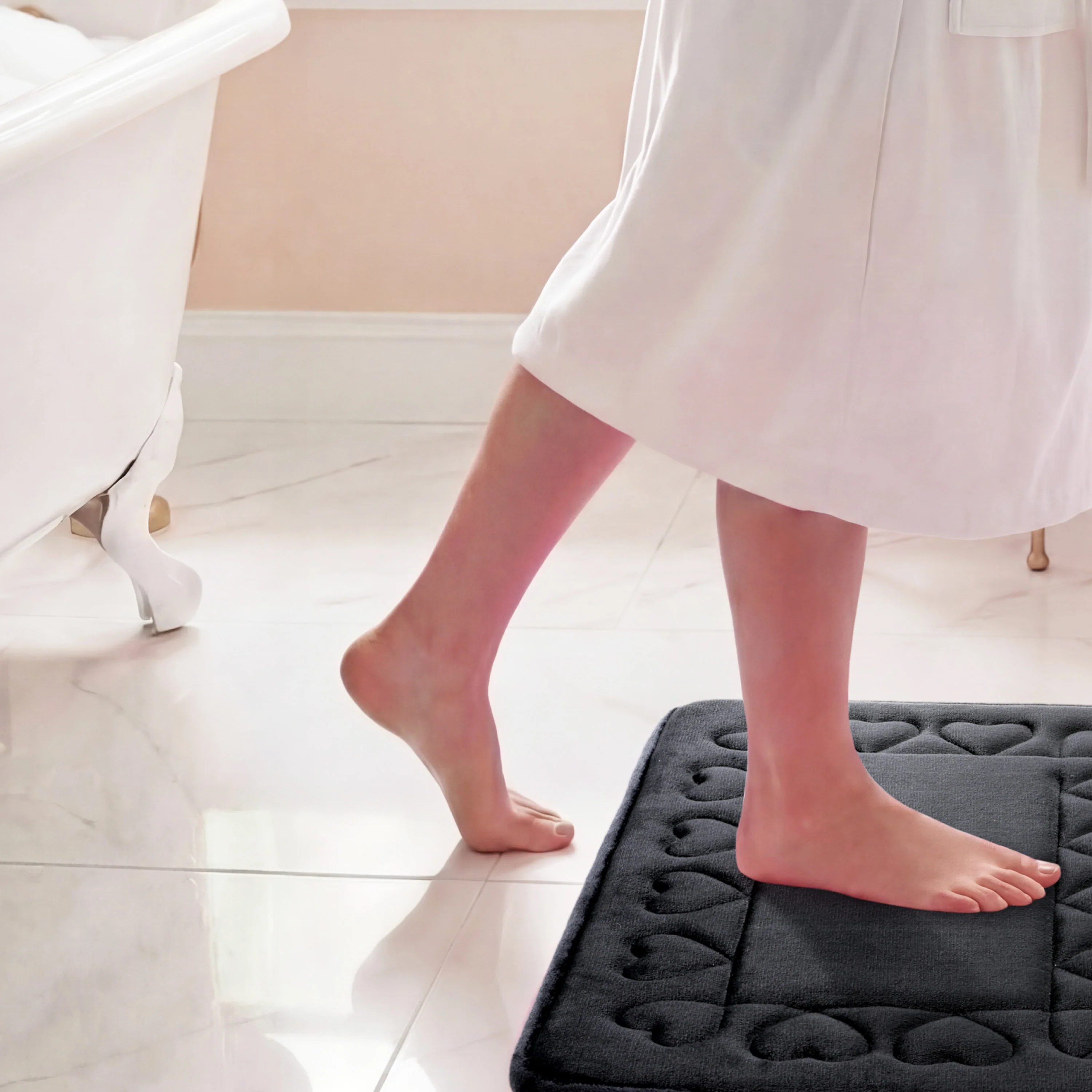 Quilted Memory Foam Bath Mat 2-Piece Set - Image 2